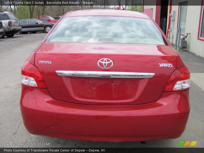 Barcelona Red Metallic / Bisque 2009 Toyota Yaris S Sedan