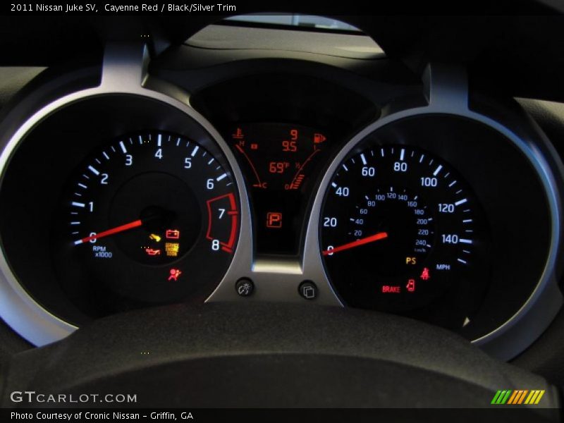 Cayenne Red / Black/Silver Trim 2011 Nissan Juke SV