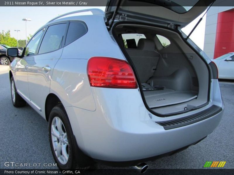 Silver Ice Metallic / Gray 2011 Nissan Rogue SV