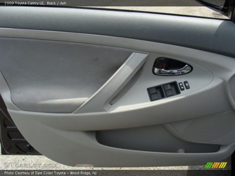 Black / Ash 2009 Toyota Camry LE