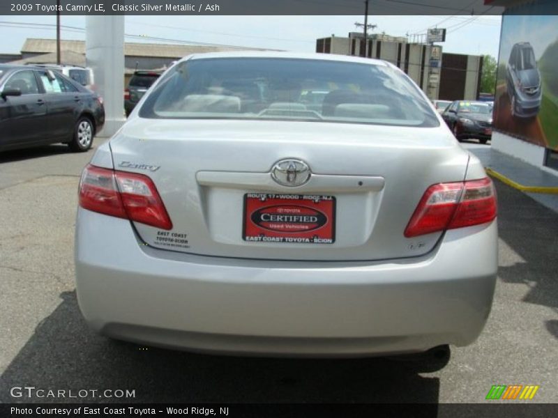 Classic Silver Metallic / Ash 2009 Toyota Camry LE
