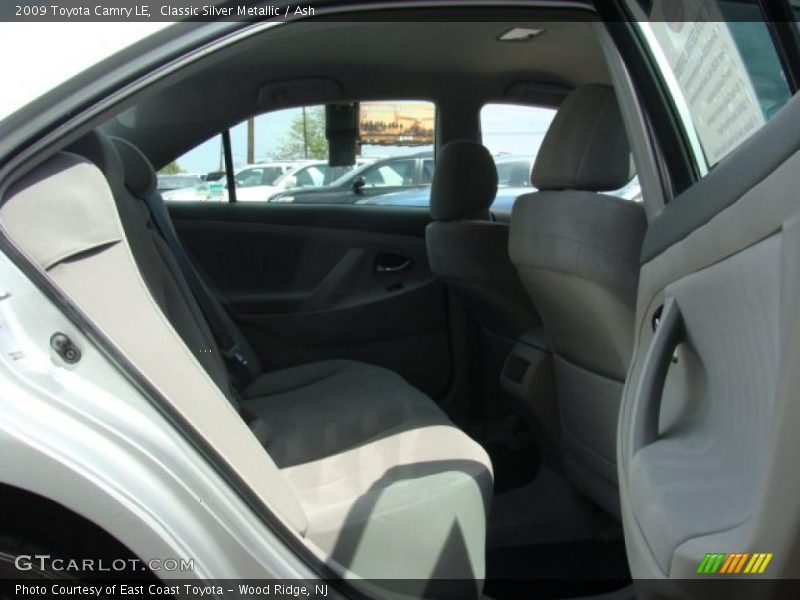 Classic Silver Metallic / Ash 2009 Toyota Camry LE