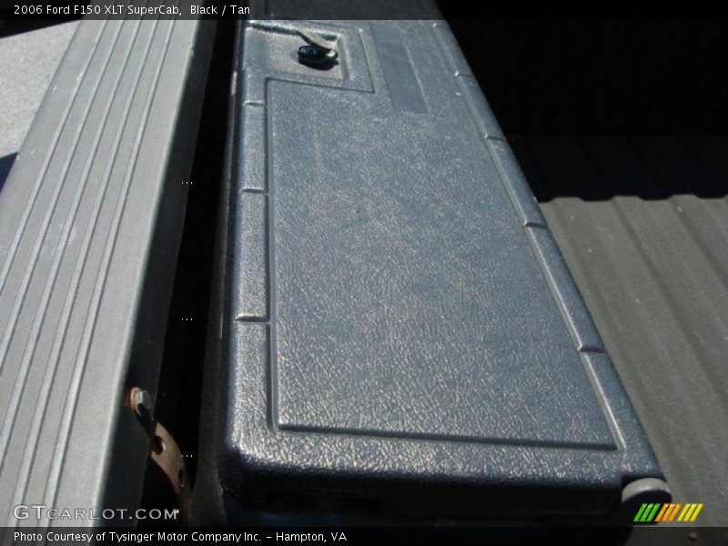 Black / Tan 2006 Ford F150 XLT SuperCab