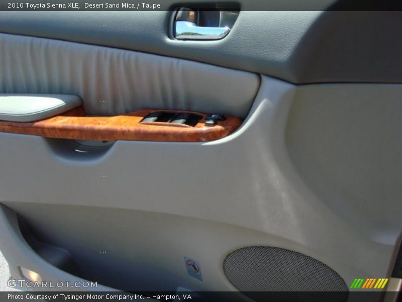 Desert Sand Mica / Taupe 2010 Toyota Sienna XLE
