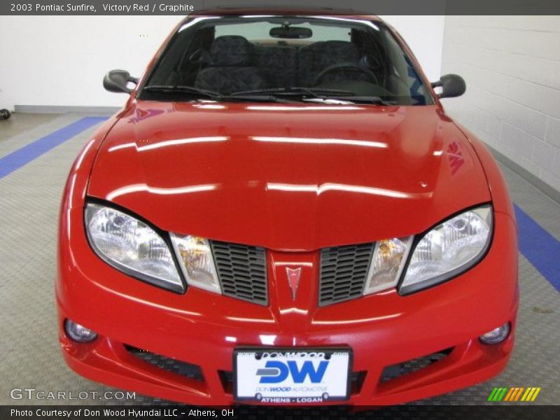 Victory Red / Graphite 2003 Pontiac Sunfire