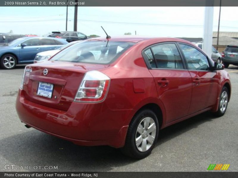 Red Brick / Charcoal 2009 Nissan Sentra 2.0