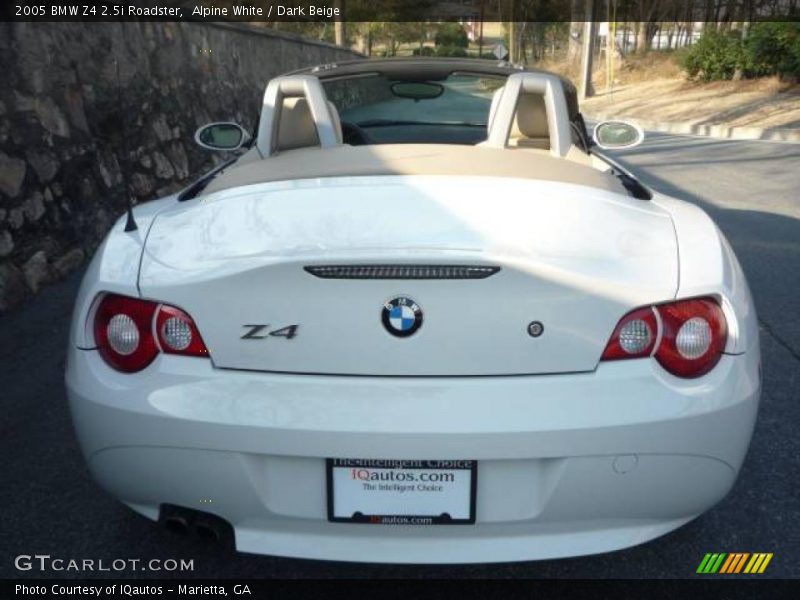 Alpine White / Dark Beige 2005 BMW Z4 2.5i Roadster