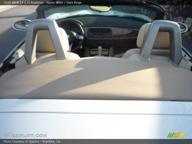 Alpine White / Dark Beige 2005 BMW Z4 2.5i Roadster