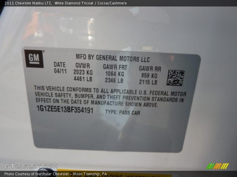 White Diamond Tricoat / Cocoa/Cashmere 2011 Chevrolet Malibu LTZ