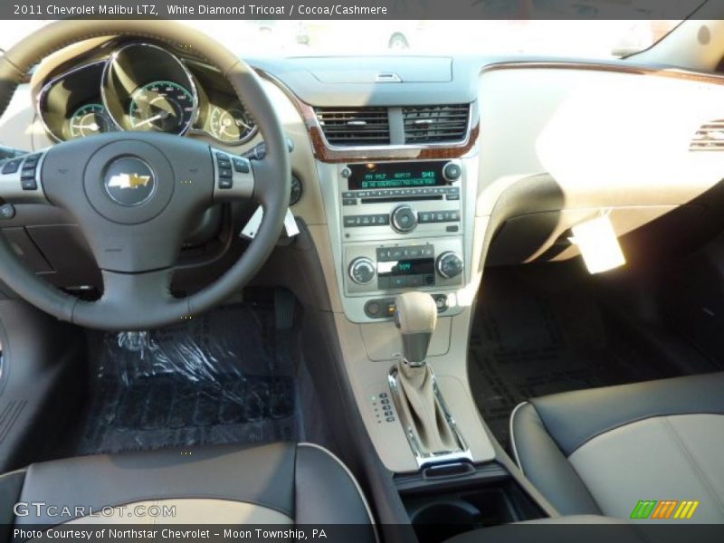 White Diamond Tricoat / Cocoa/Cashmere 2011 Chevrolet Malibu LTZ