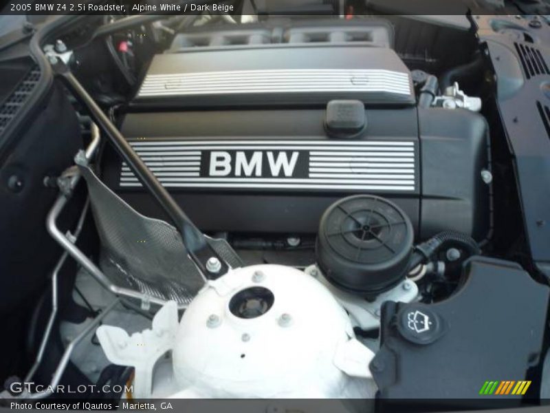 Alpine White / Dark Beige 2005 BMW Z4 2.5i Roadster