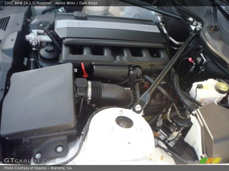 Alpine White / Dark Beige 2005 BMW Z4 2.5i Roadster