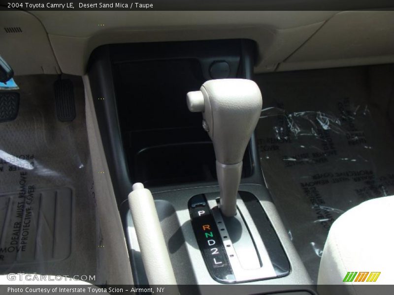 Desert Sand Mica / Taupe 2004 Toyota Camry LE