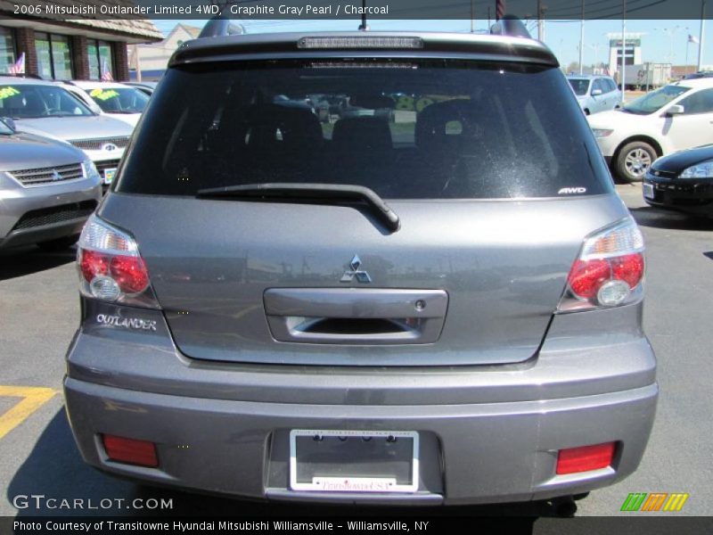 Graphite Gray Pearl / Charcoal 2006 Mitsubishi Outlander Limited 4WD