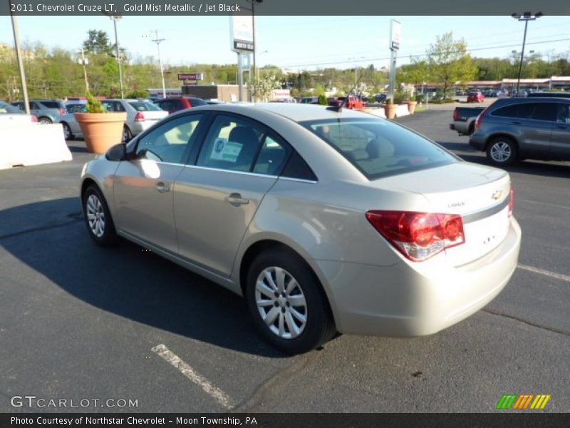 Gold Mist Metallic / Jet Black 2011 Chevrolet Cruze LT