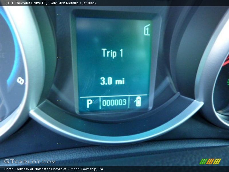 Gold Mist Metallic / Jet Black 2011 Chevrolet Cruze LT