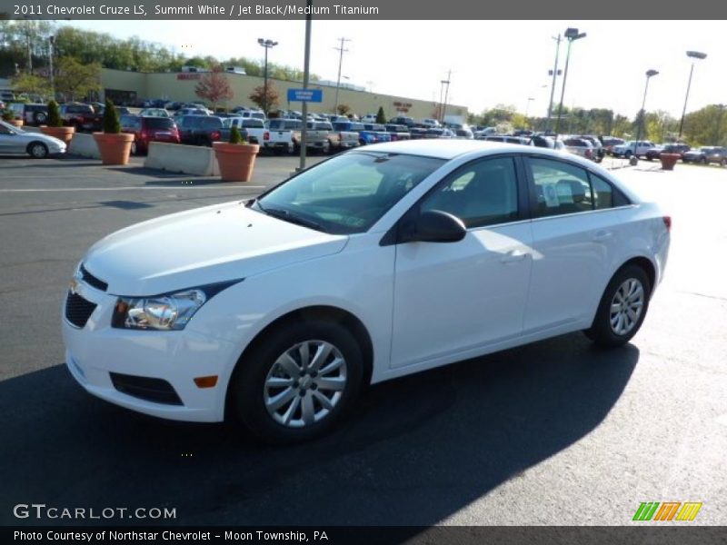Summit White / Jet Black/Medium Titanium 2011 Chevrolet Cruze LS