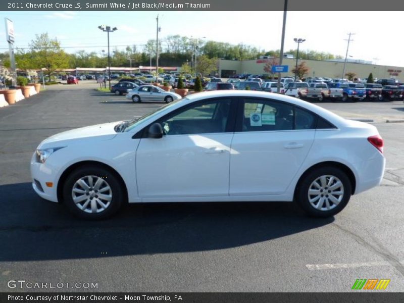 Summit White / Jet Black/Medium Titanium 2011 Chevrolet Cruze LS