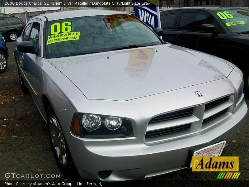 Bright Silver Metallic / Dark Slate Gray/Light Slate Gray 2006 Dodge Charger SE