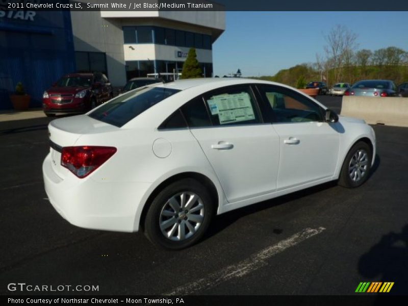 Summit White / Jet Black/Medium Titanium 2011 Chevrolet Cruze LS