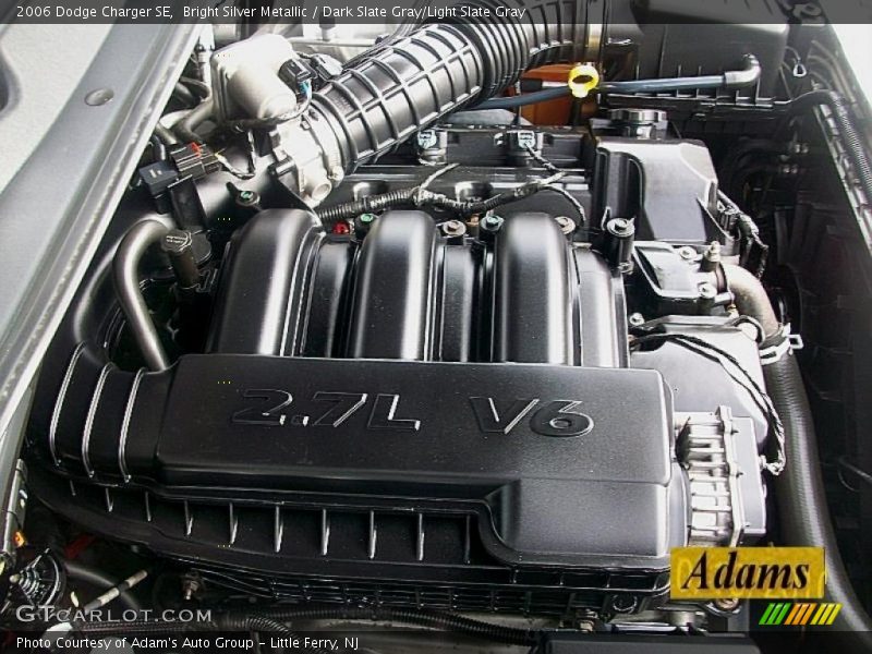 Bright Silver Metallic / Dark Slate Gray/Light Slate Gray 2006 Dodge Charger SE