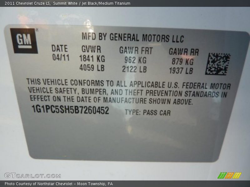 Summit White / Jet Black/Medium Titanium 2011 Chevrolet Cruze LS