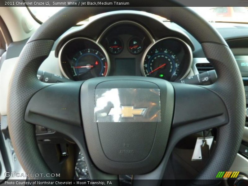 Summit White / Jet Black/Medium Titanium 2011 Chevrolet Cruze LS