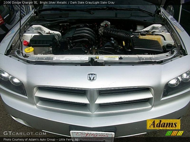 Bright Silver Metallic / Dark Slate Gray/Light Slate Gray 2006 Dodge Charger SE