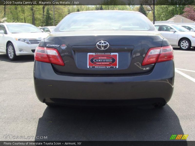 Magnetic Gray Metallic / Ash 2009 Toyota Camry LE