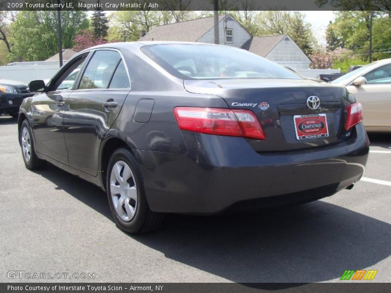 Magnetic Gray Metallic / Ash 2009 Toyota Camry LE