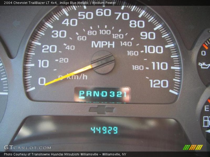 Indigo Blue Metallic / Medium Pewter 2004 Chevrolet TrailBlazer LT 4x4