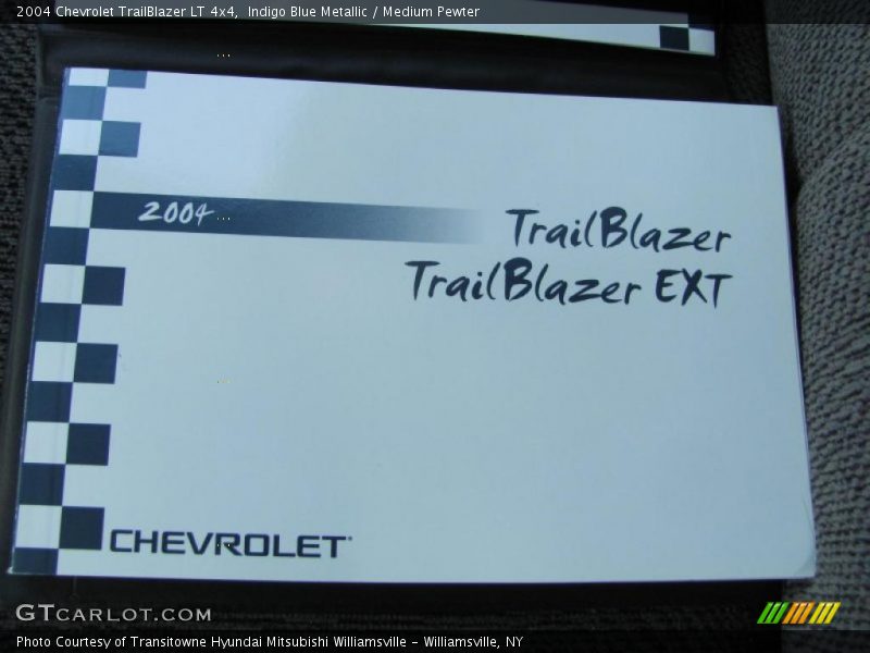 Indigo Blue Metallic / Medium Pewter 2004 Chevrolet TrailBlazer LT 4x4