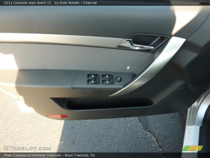 Ice Silver Metallic / Charcoal 2011 Chevrolet Aveo Aveo5 LT