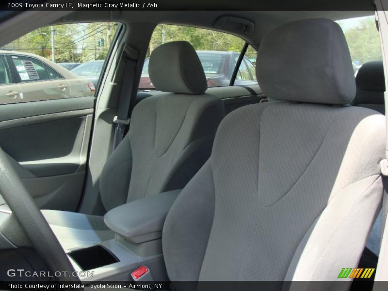 Magnetic Gray Metallic / Ash 2009 Toyota Camry LE