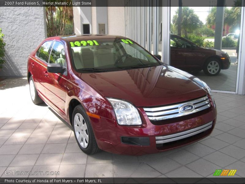 Merlot Metallic / Light Stone 2007 Ford Fusion S