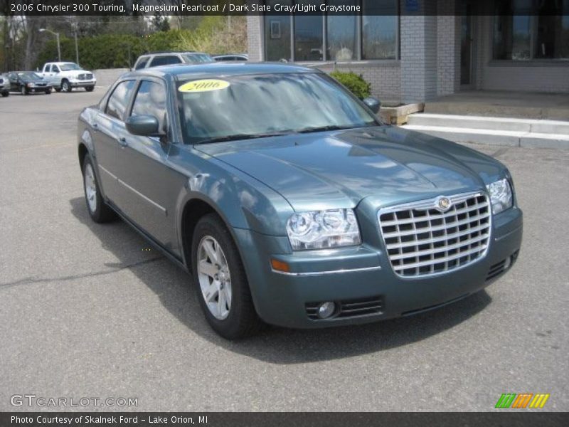 Magnesium Pearlcoat / Dark Slate Gray/Light Graystone 2006 Chrysler 300 Touring
