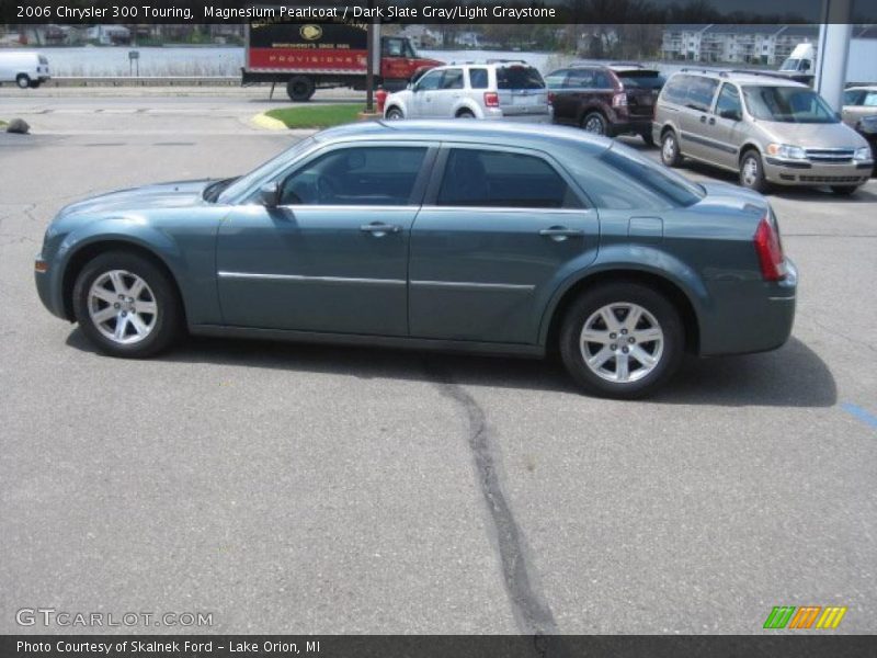 Magnesium Pearlcoat / Dark Slate Gray/Light Graystone 2006 Chrysler 300 Touring