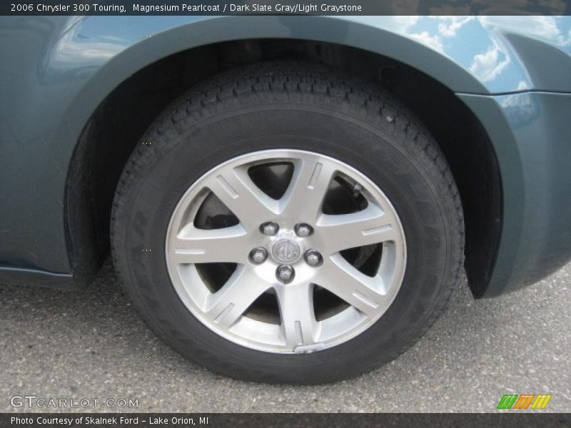 Magnesium Pearlcoat / Dark Slate Gray/Light Graystone 2006 Chrysler 300 Touring