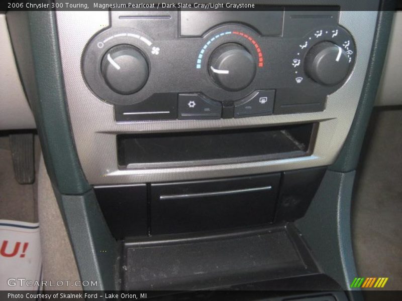 Magnesium Pearlcoat / Dark Slate Gray/Light Graystone 2006 Chrysler 300 Touring