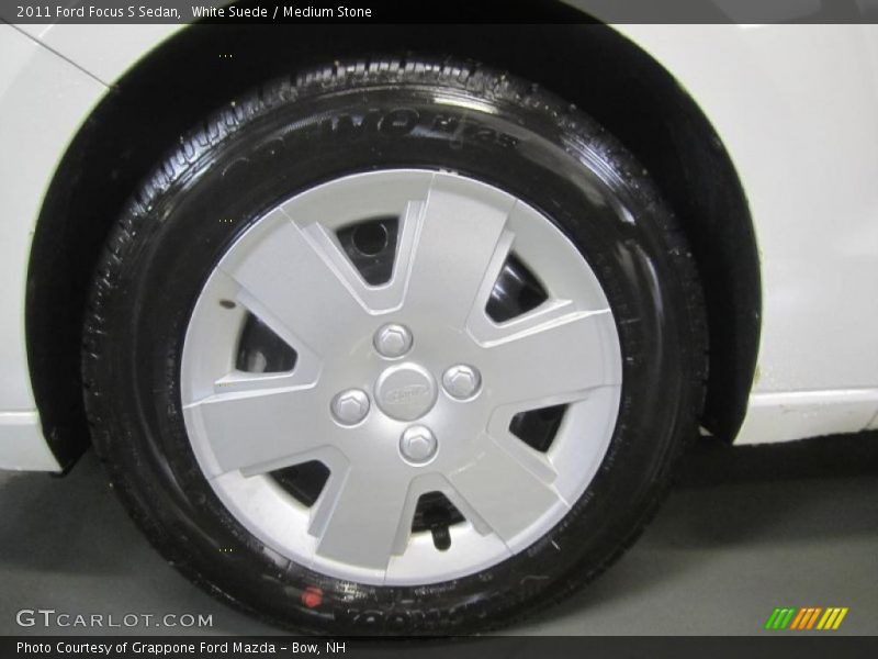 White Suede / Medium Stone 2011 Ford Focus S Sedan