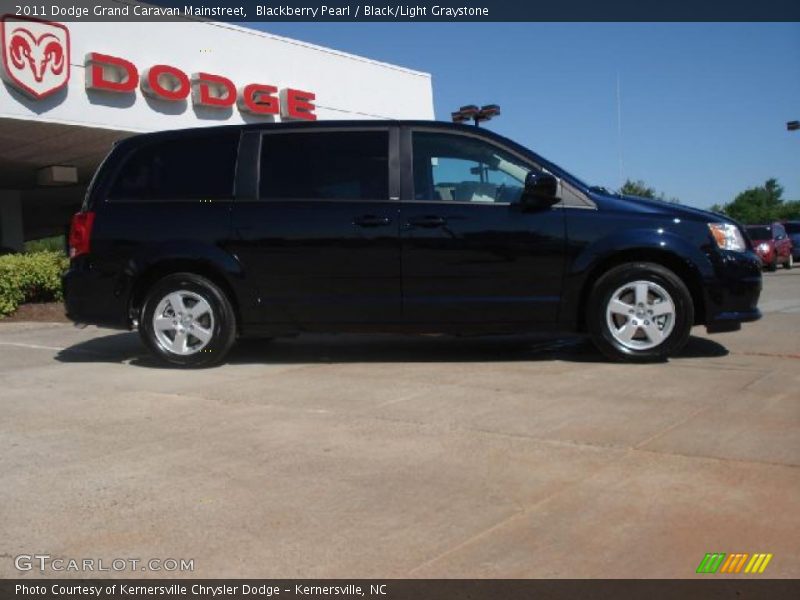 Blackberry Pearl / Black/Light Graystone 2011 Dodge Grand Caravan Mainstreet