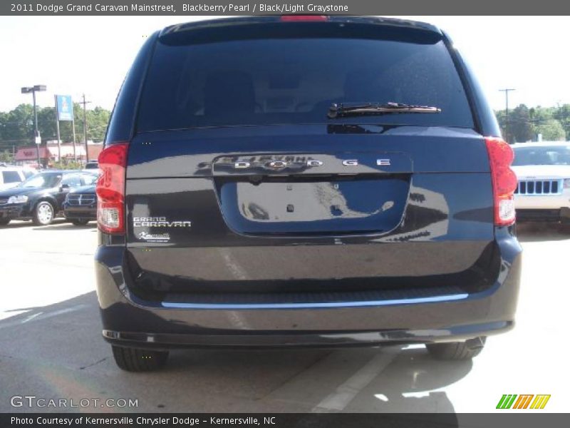 Blackberry Pearl / Black/Light Graystone 2011 Dodge Grand Caravan Mainstreet