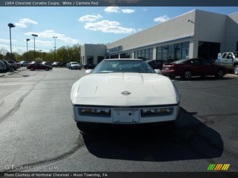 White / Carmine Red 1984 Chevrolet Corvette Coupe