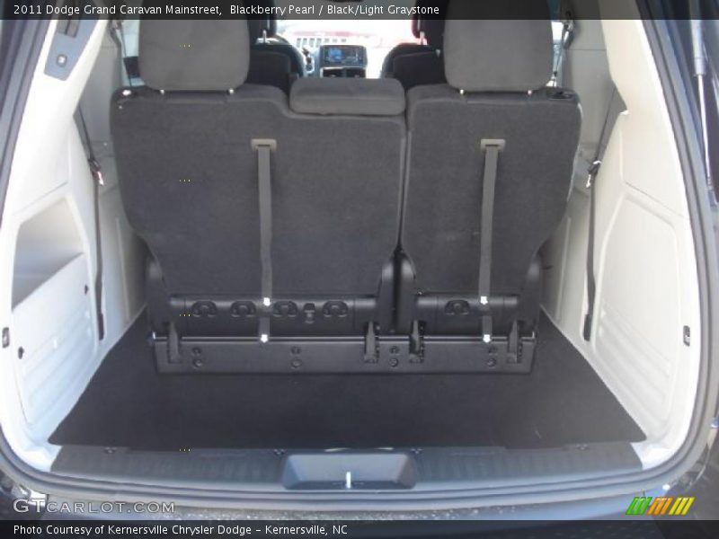 Blackberry Pearl / Black/Light Graystone 2011 Dodge Grand Caravan Mainstreet