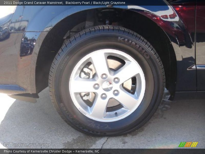 Blackberry Pearl / Black/Light Graystone 2011 Dodge Grand Caravan Mainstreet