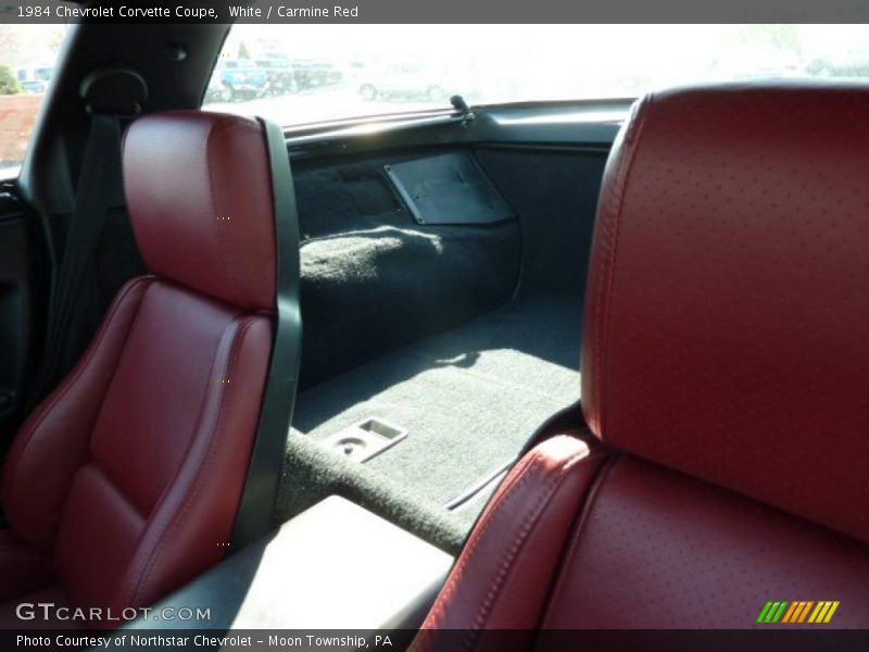 White / Carmine Red 1984 Chevrolet Corvette Coupe