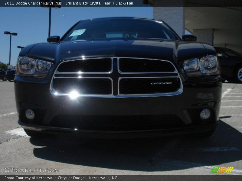 Brilliant Black Crystal Pearl / Black/Tan 2011 Dodge Charger Rallye Plus