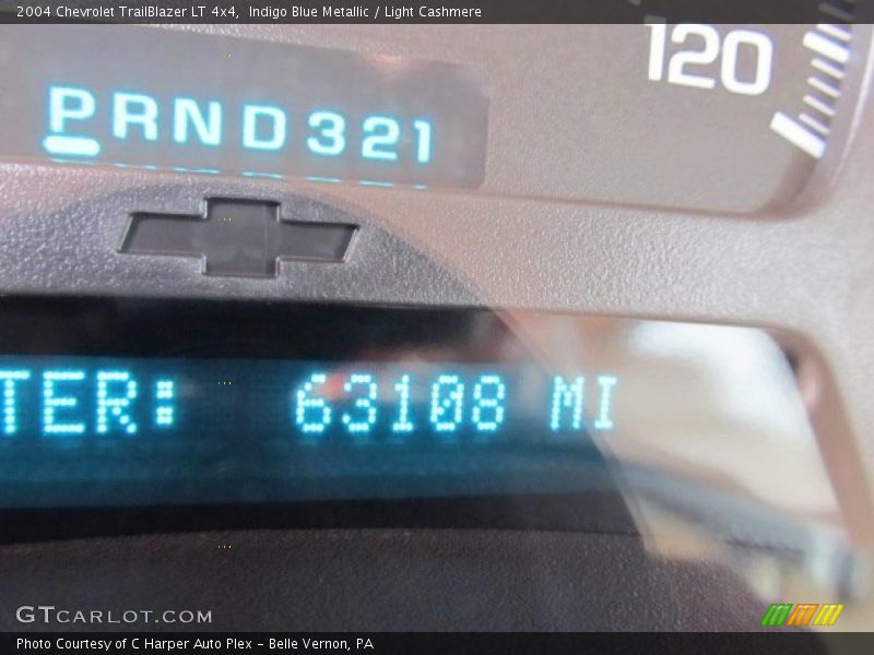 Indigo Blue Metallic / Light Cashmere 2004 Chevrolet TrailBlazer LT 4x4