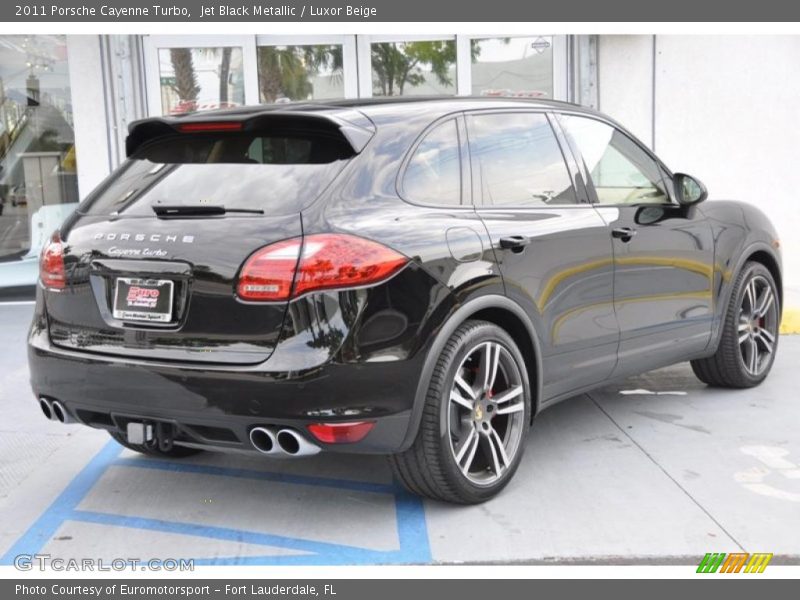 Jet Black Metallic / Luxor Beige 2011 Porsche Cayenne Turbo