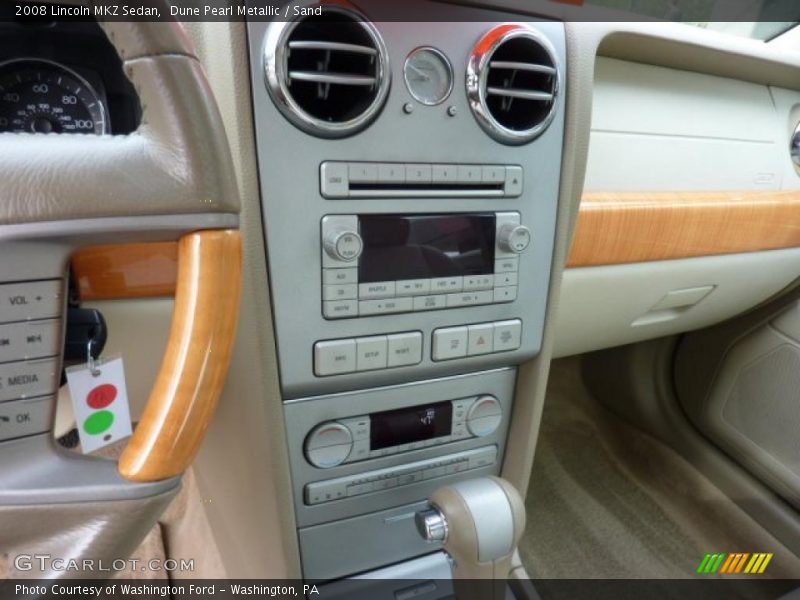 Dune Pearl Metallic / Sand 2008 Lincoln MKZ Sedan